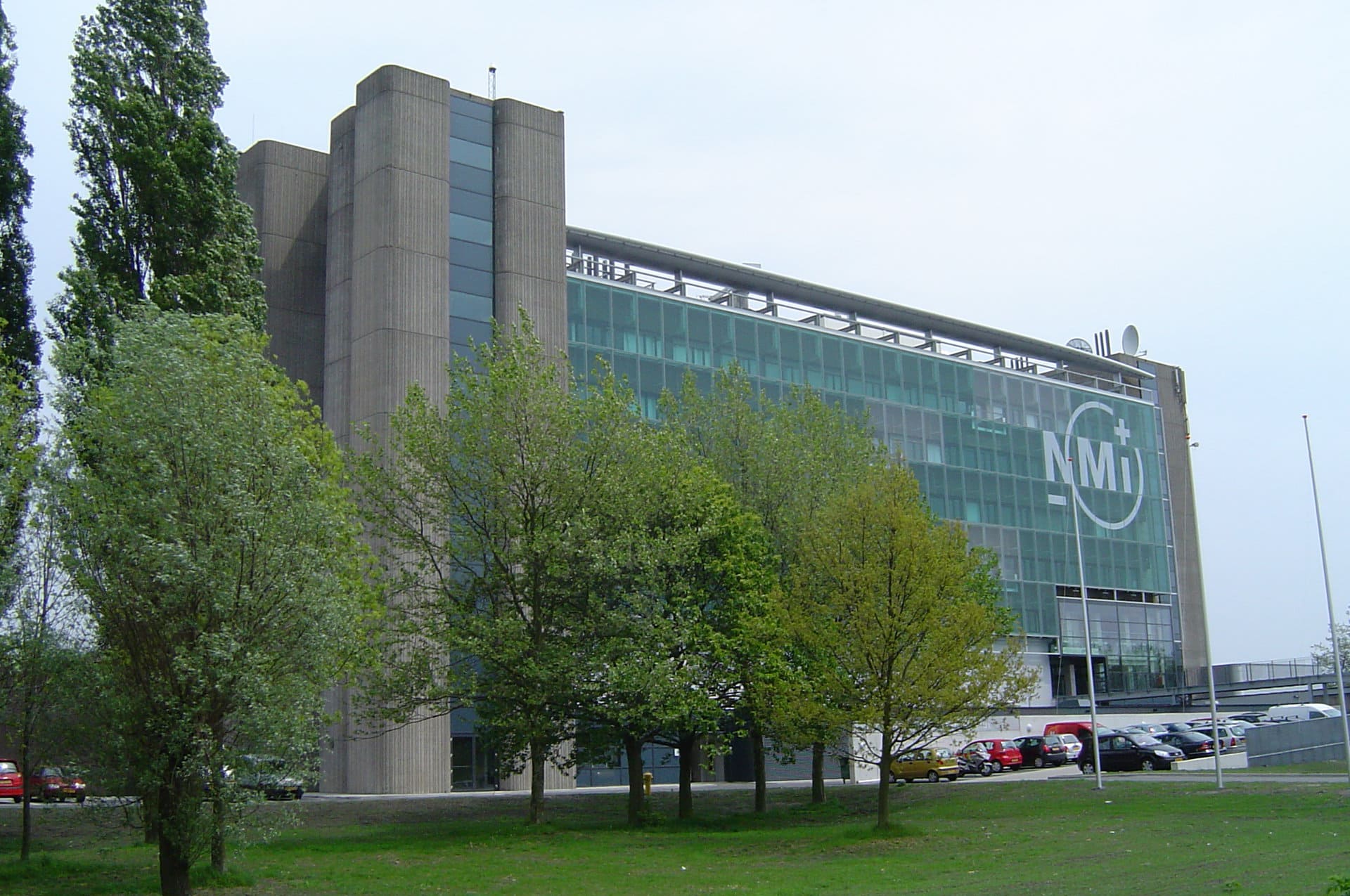 NMi building